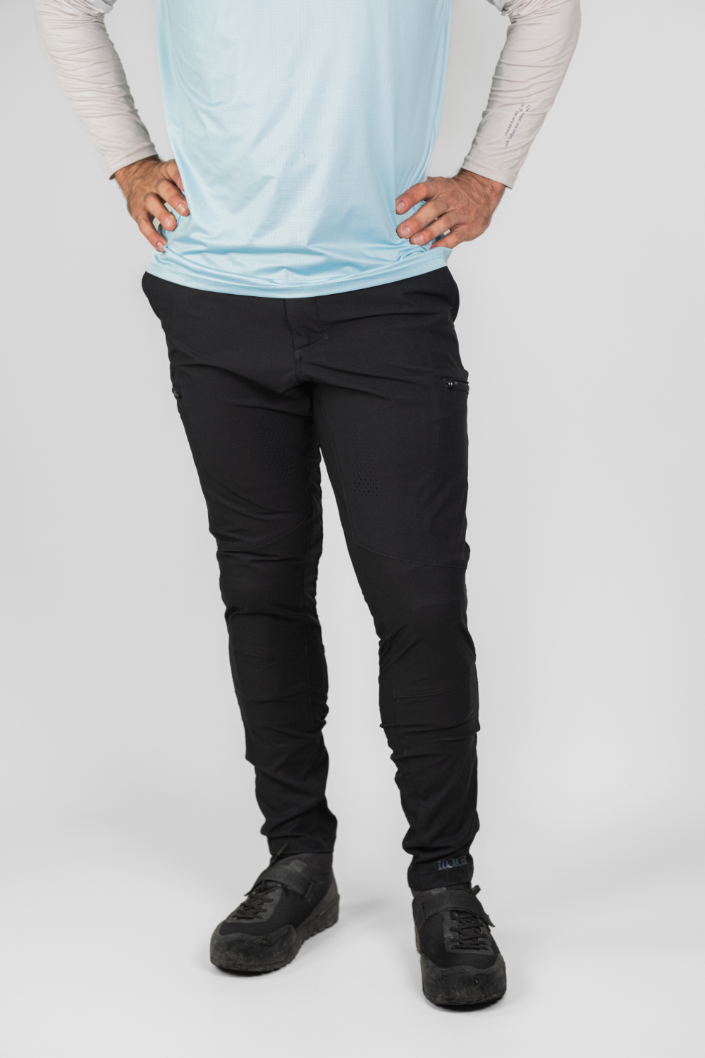 Pantalón Aventura Negro