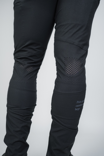 Pantalón Aventura Negro