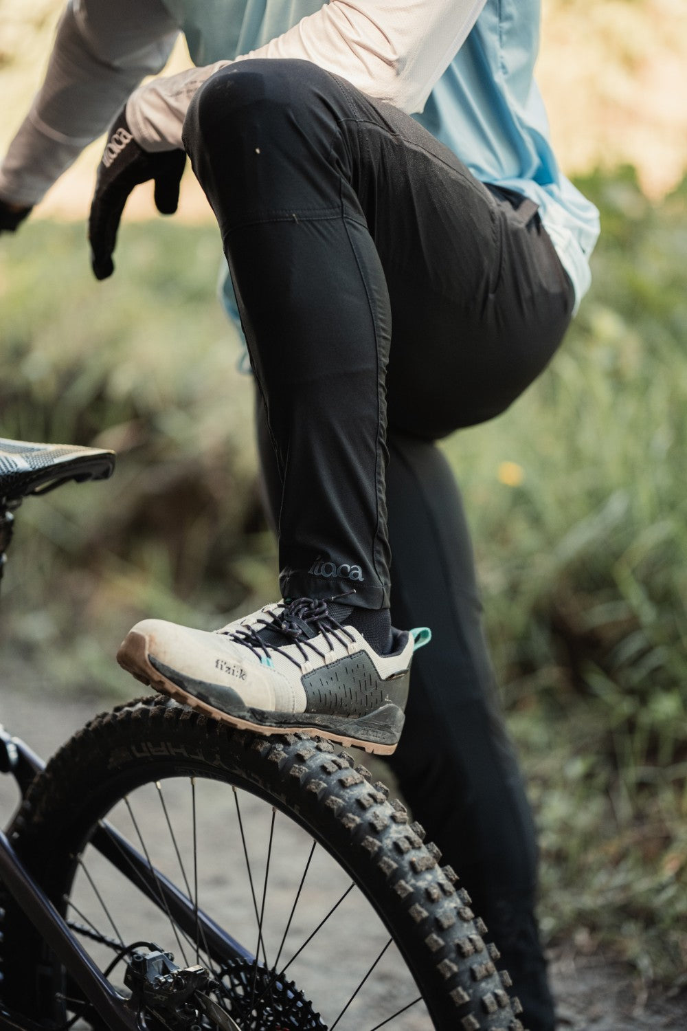 Pantalón Aventura Negro